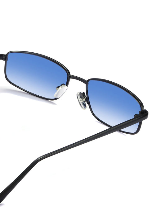 Dyhr Black